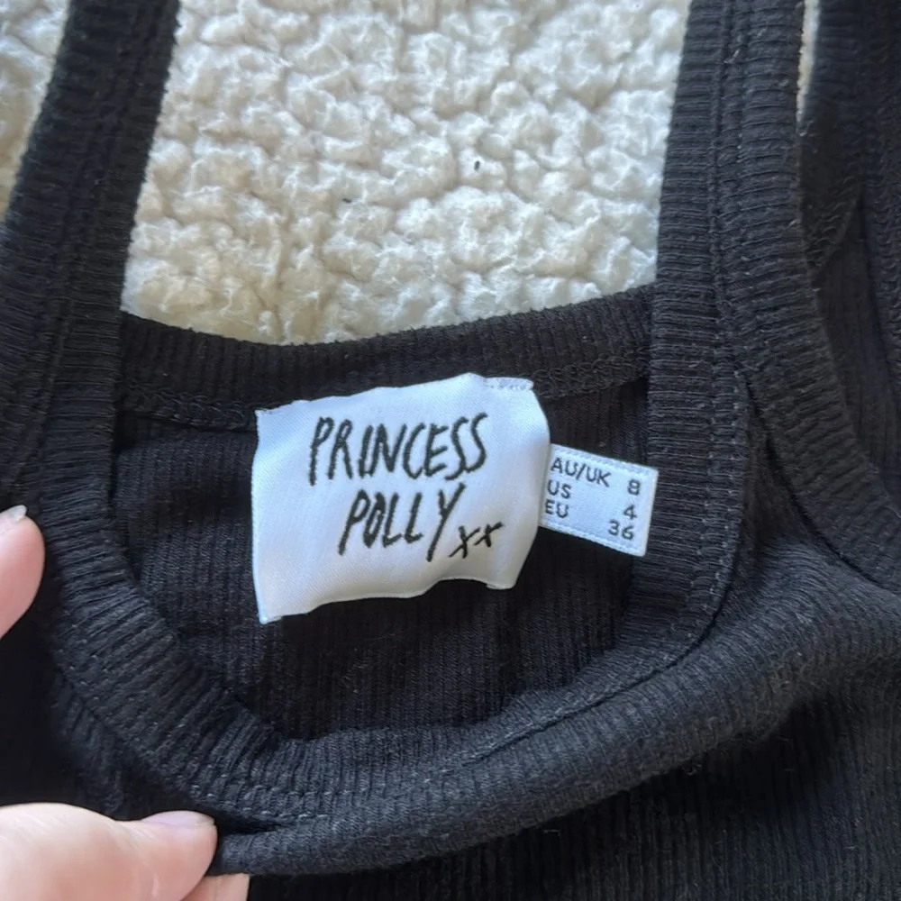 Princess Polly Tank Top Size 4